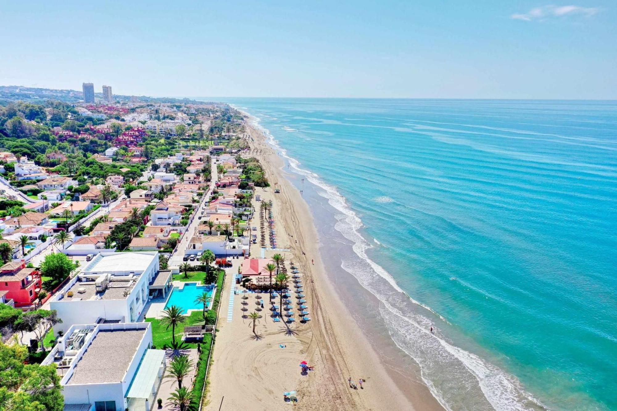 1104 First Line Beach Apartment Golden Beach Pool Марбелья Экстерьер фото